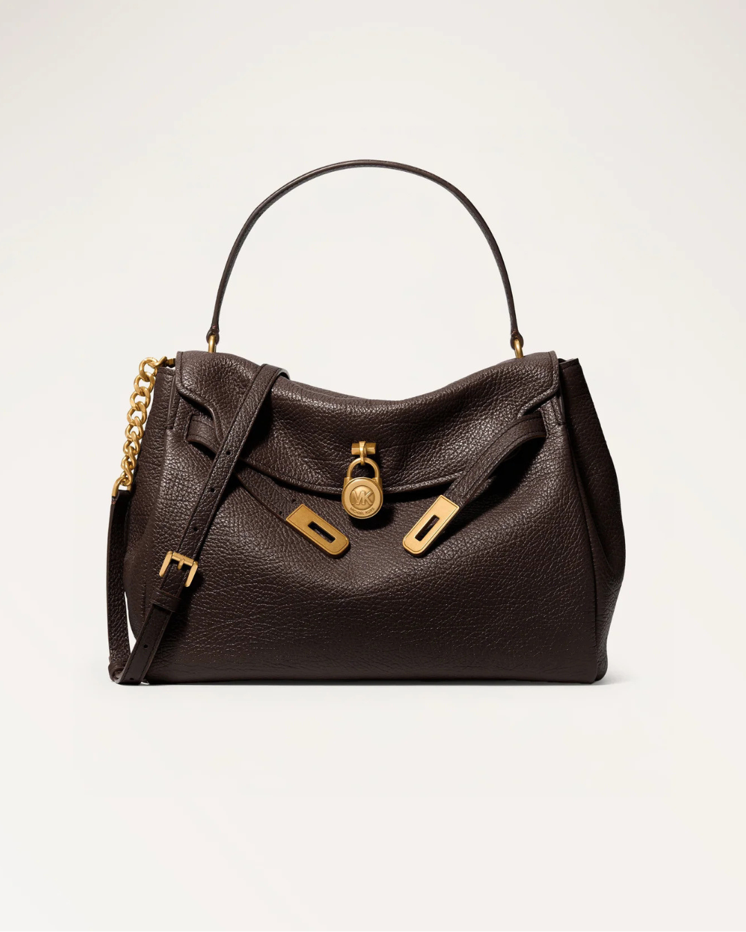 Eleganza urbana e american glamour. Borse accessori dal design riconoscibile.