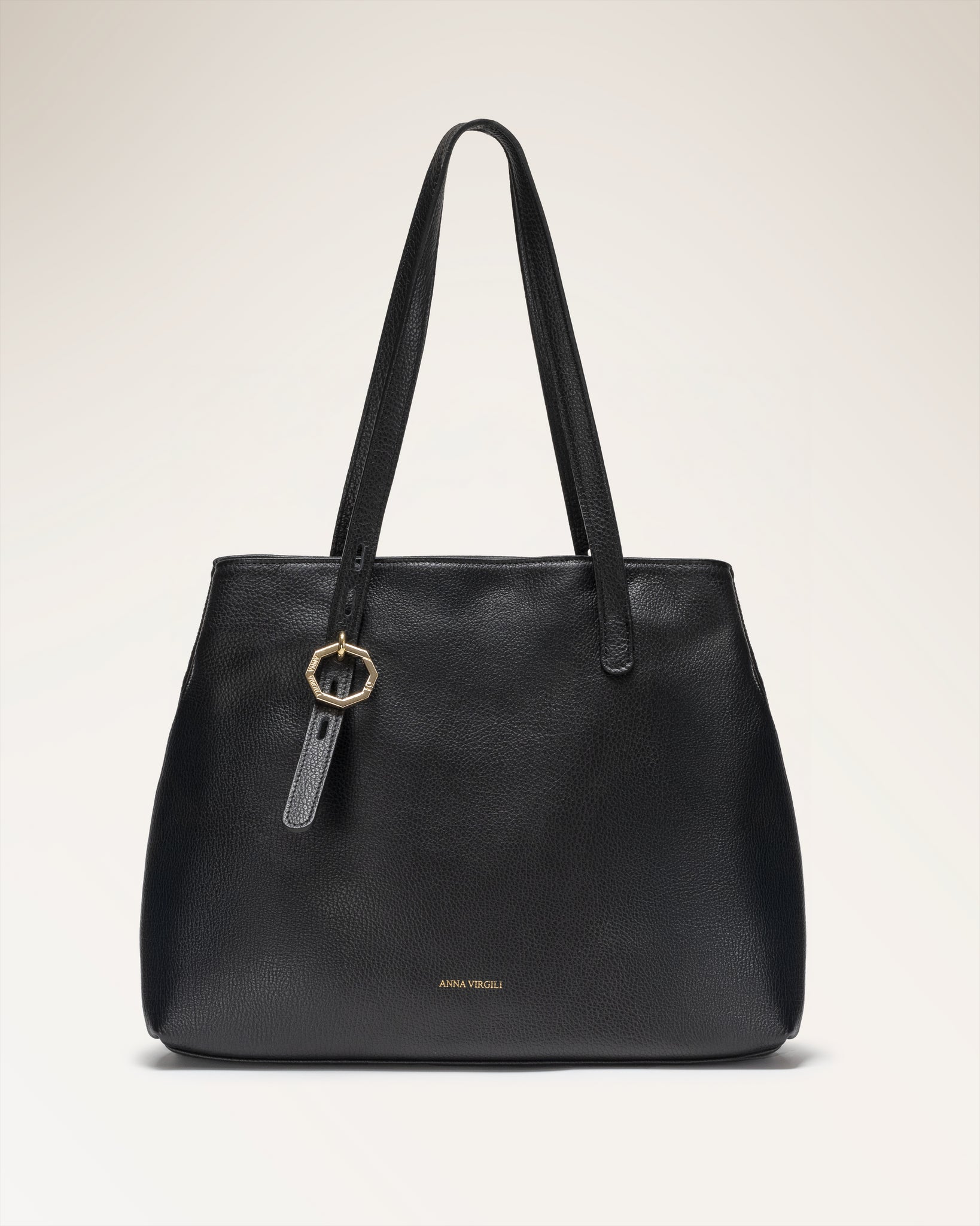 Mimi Black | Anna Virgili - Anna Virgili Online