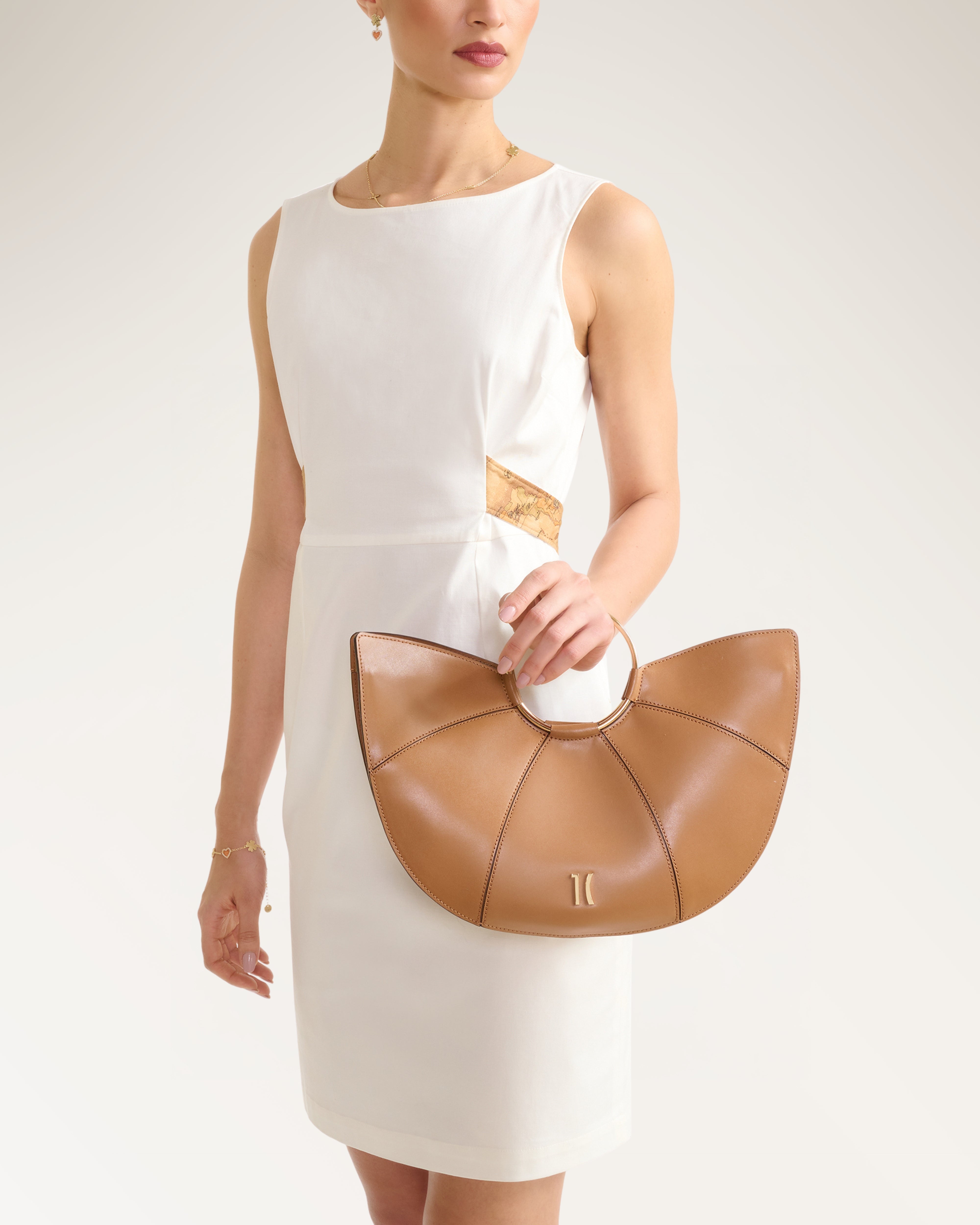 Hand Bag W/detachabl Tabacco
